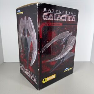 Diamond Select Battlestar Galactica Scar Cylon Raider AFX Statue 156/600 Sealed